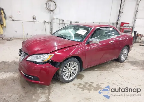 2013 Chrysler 200 Limited из США, поврежденный, VIN 1C3BCBFG5DN701646